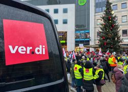 Wieder Hunderte Protestieren In Jena 21
